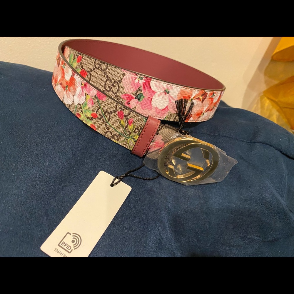 COPY - COPY - Gucci blooms belt